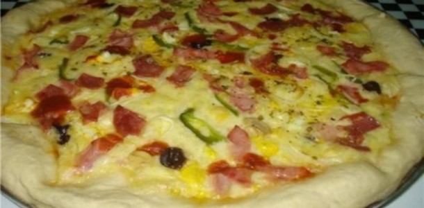 pizza-portuguesa-com-borda-de-catupiry-f8-121918-953
