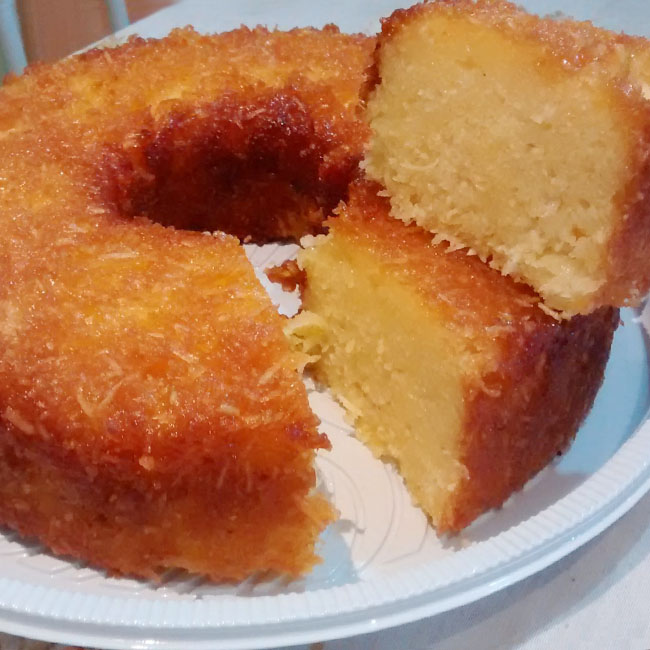 RECEITA DE BOLO DE AIPIM DA VOVÓ, FÁCIL DE PREPARAR E DELICIOSO!! VEJA